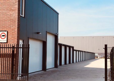 Opslagplein Houten inrit Opslagplein Houten inrit